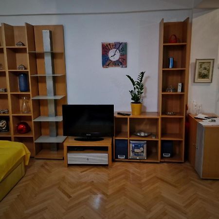 Spectacular Apartment In Skopje, City Mall Area Luaran gambar