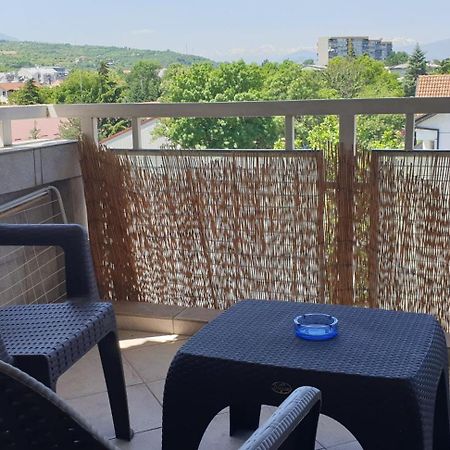 Spectacular Apartment In Skopje, City Mall Area Bilik gambar