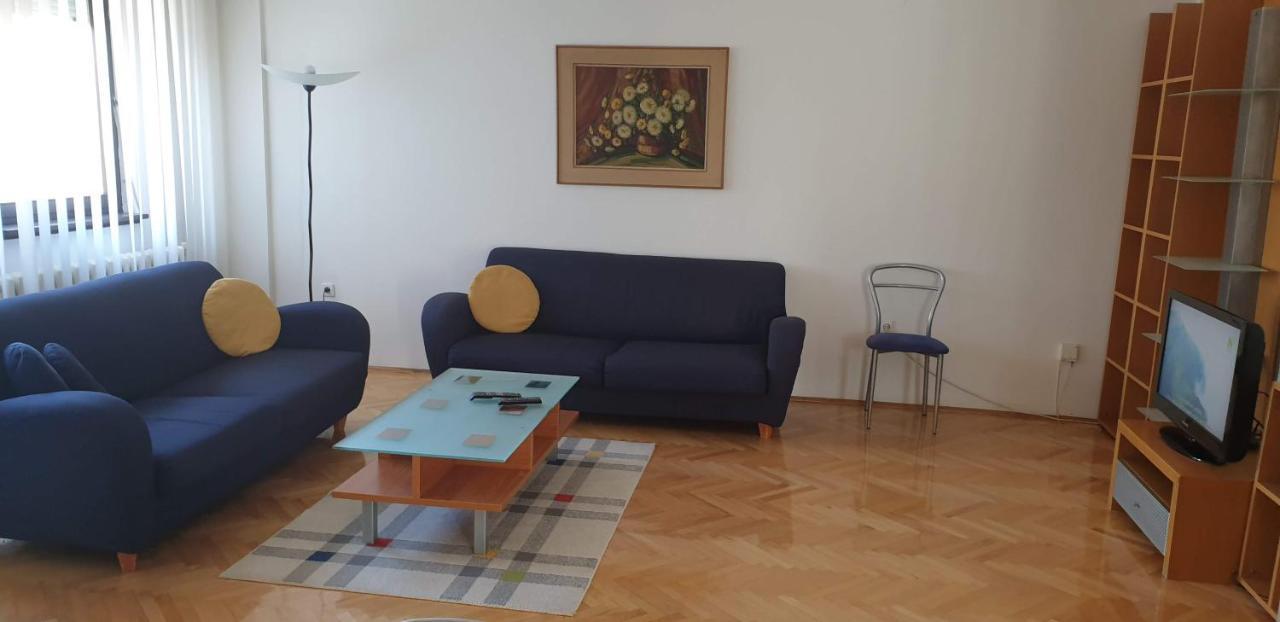 Spectacular Apartment In Skopje, City Mall Area Luaran gambar